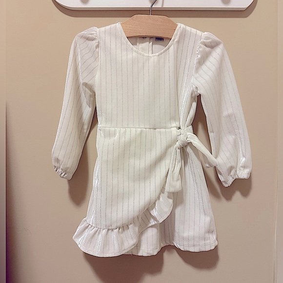 NWOT Habitual Striped Velour Bow Dress - Picture 1 of 4